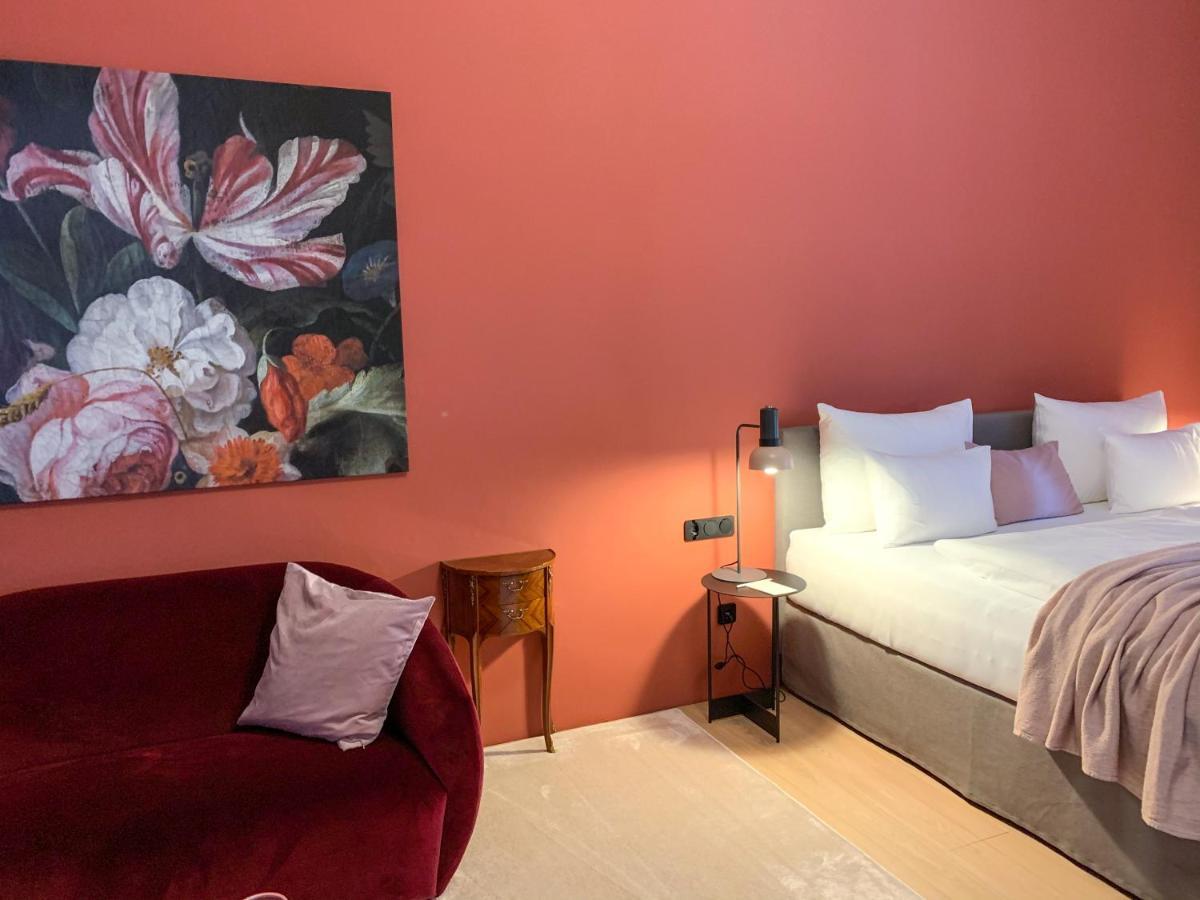 Boutique Hotel Zum Oberjaeger, Schloss Lackenbach Ngoại thất bức ảnh