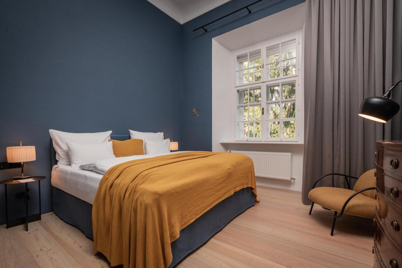 Boutique Hotel Zum Oberjaeger, Schloss Lackenbach Ngoại thất bức ảnh